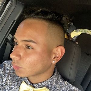 Meet your Posher, Jason